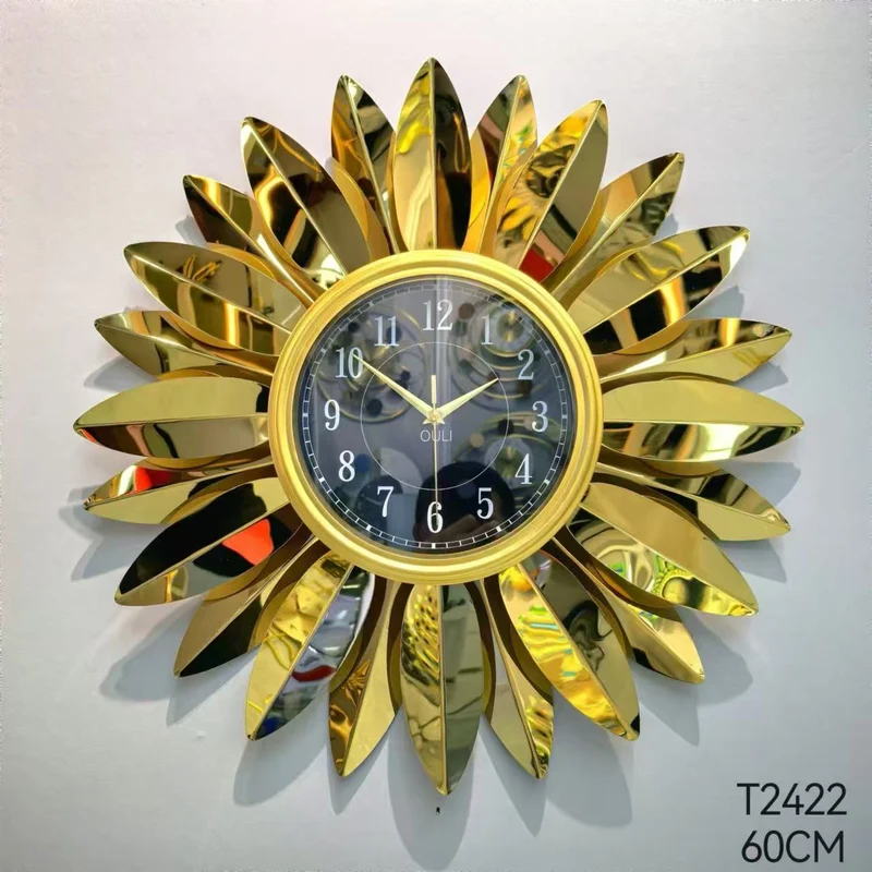 Blumen-Wanduhr mit Blattdesign Karnz