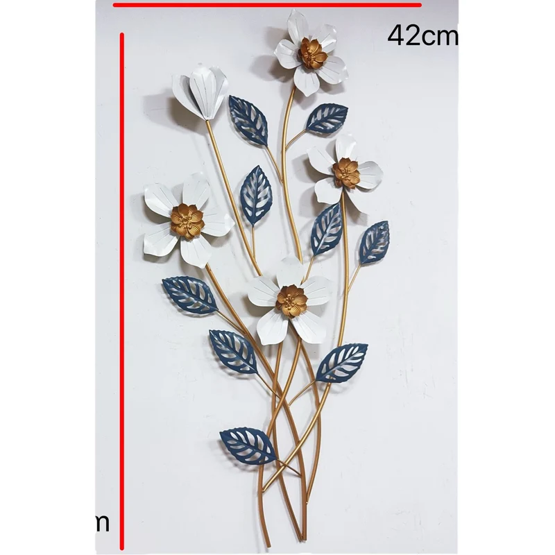 Elegante florale Wandskulptur Karnz