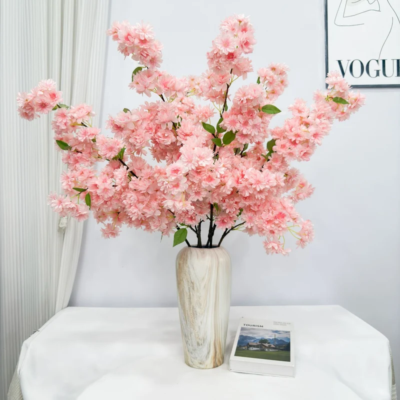 Stilvolle Blumen Dekoration