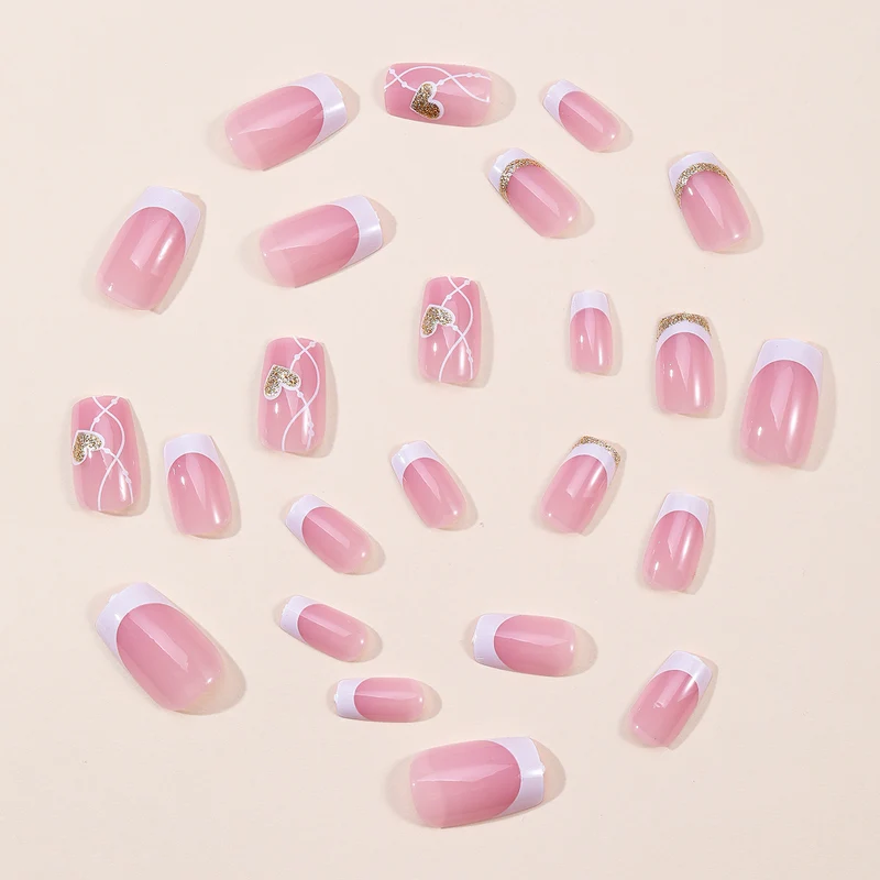 Elegante Herz-Akzent Nagelkunst Verlängerungen Karnz
