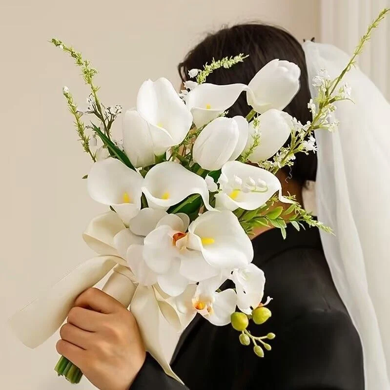 Elegante Blumenstraußanordnung