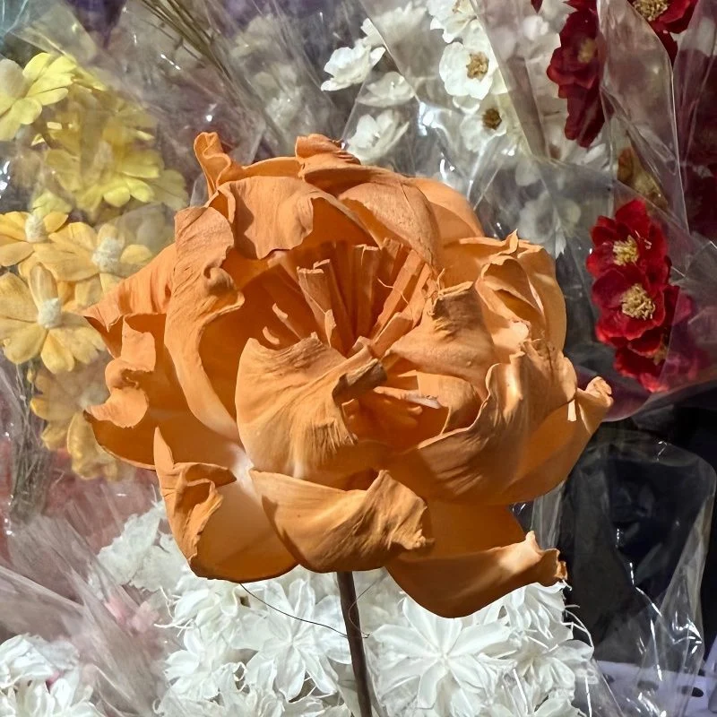 Elegante dekorative Kunstblumenstrauß