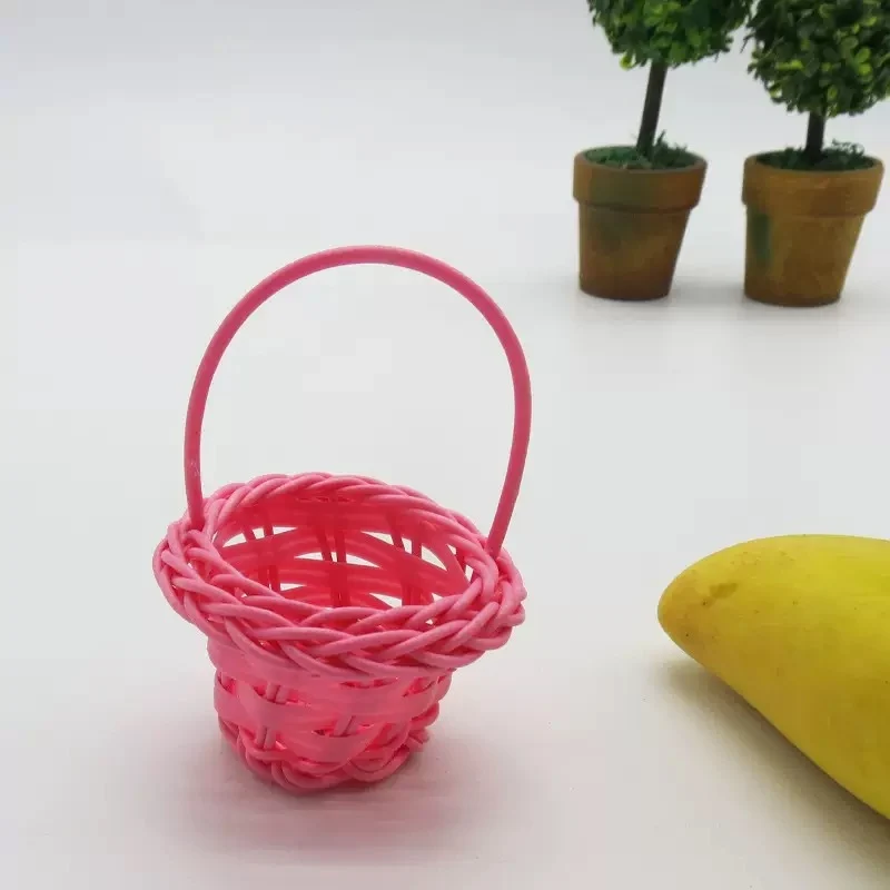 Mini dekorativer geflochtener Korb Karnz