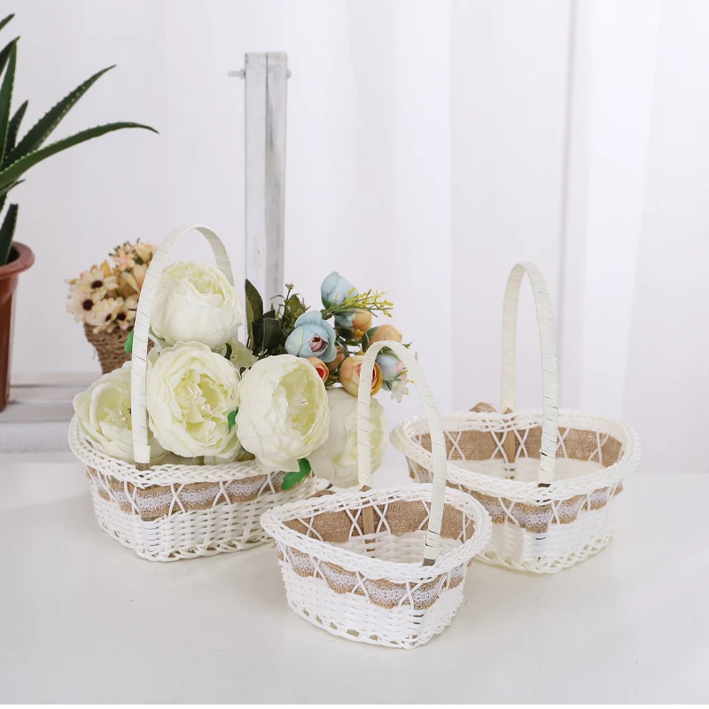 Dekoratives Floral Geflochtenes Korbset Karnz