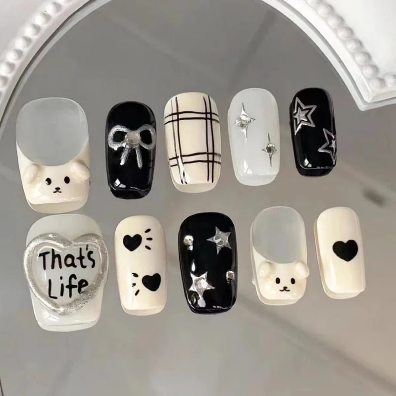 Glamouröses Press-On Nagelkunst-Set mit stylishen Edelstein-Akzenten Karnz
