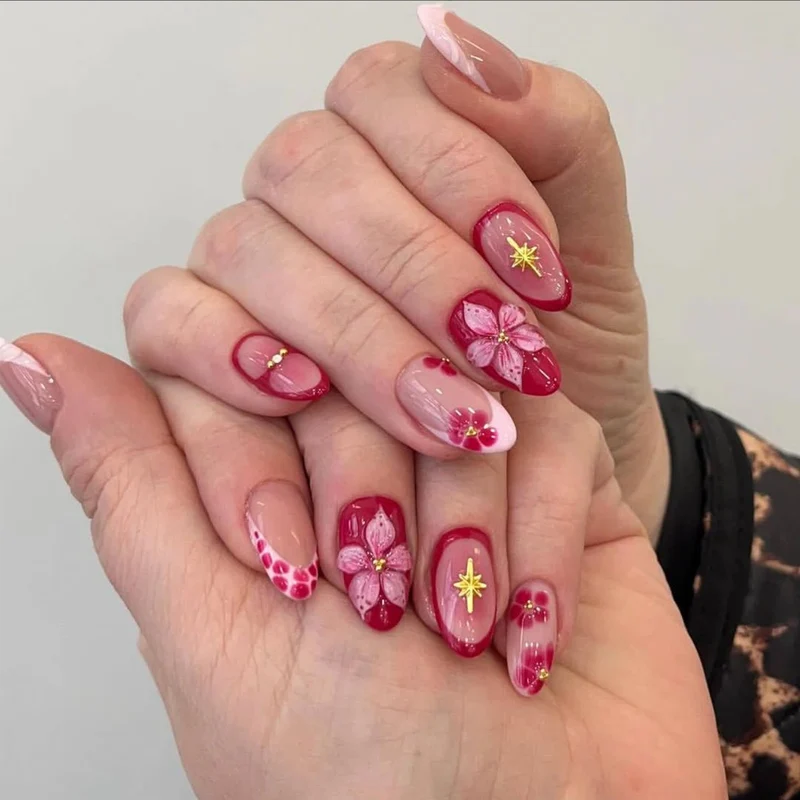 Künstliche Nagelkunst mit verspielten Punkten und Schleifen Karnz