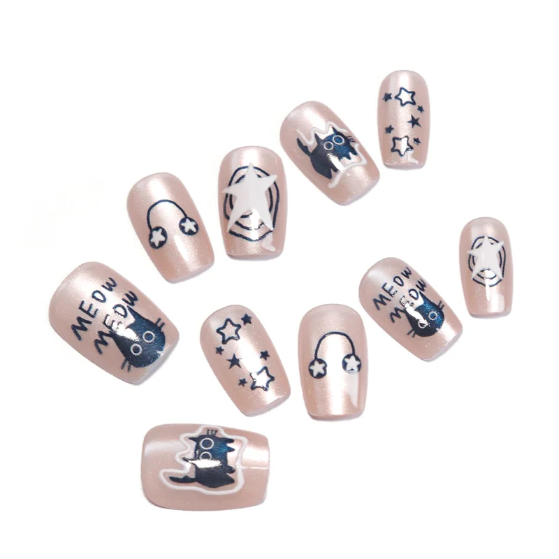 Künstliche Nagelkunst mit Katzenmotiven Karnz