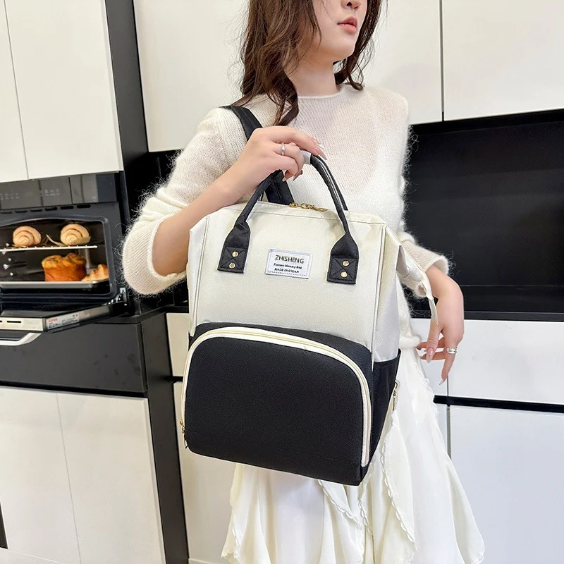 Vielseitiger Reiserucksack mit mehreren Taschen Karnz
