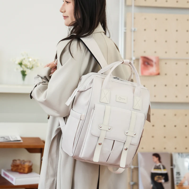Vielseitiger Multi-Compartments-Rucksack Karnz
