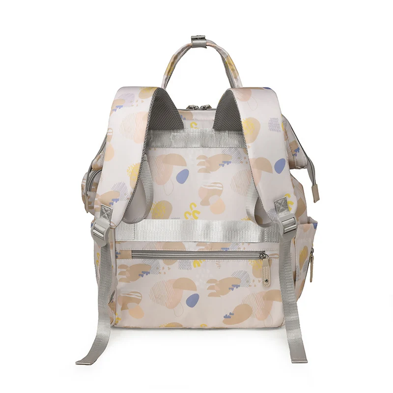Vielseitiger multifunktionaler Wickel- und Reise-Rucksack Karnz