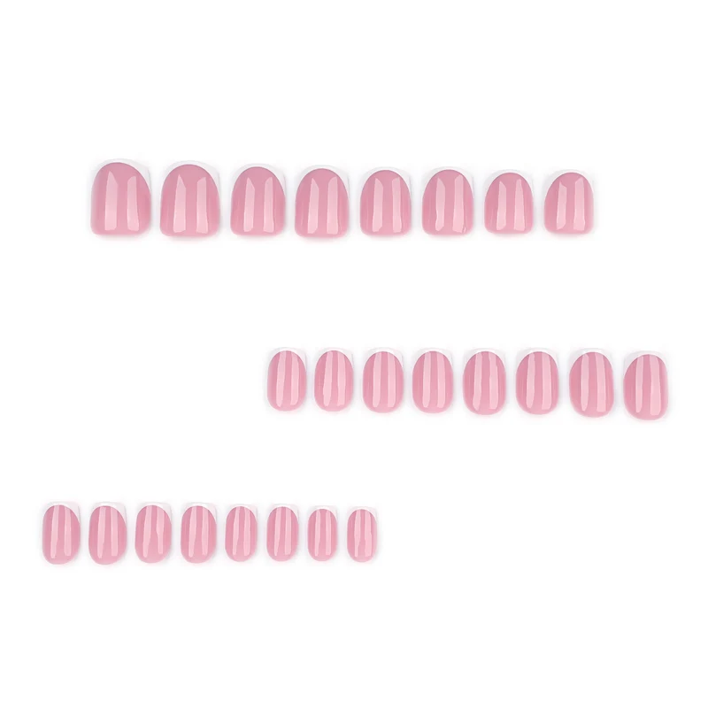 Klassische French-Tip Nagelkunst Karnz