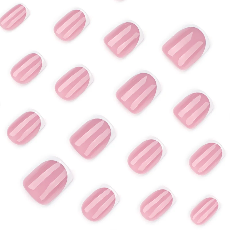 Klassische French-Tip Nagelkunst Karnz
