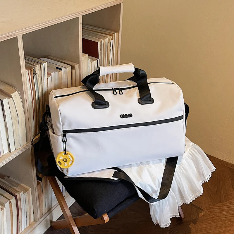 Sportliche Reisetasche Karnz