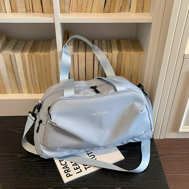 Geräumige leichte Reisetasche Karnz