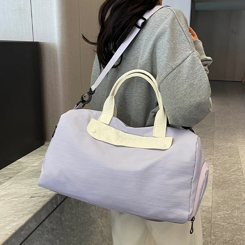 Vielseitige leichte Reisetasche Karnz