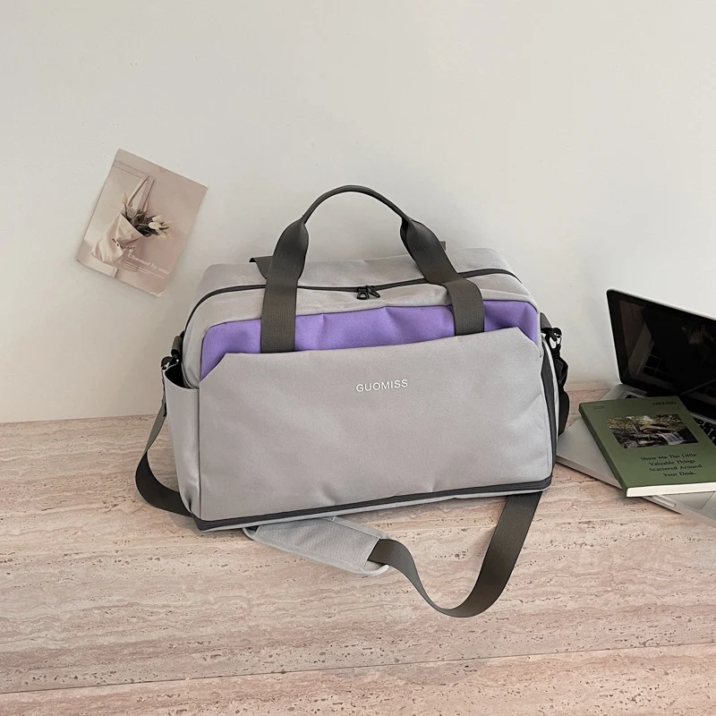 Vielseitige Fitness- und Reisetasche Karnz