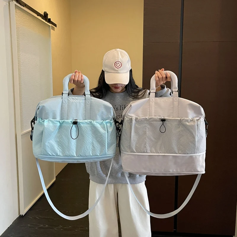 Vielseitige funktionale Reisetasche Karnz