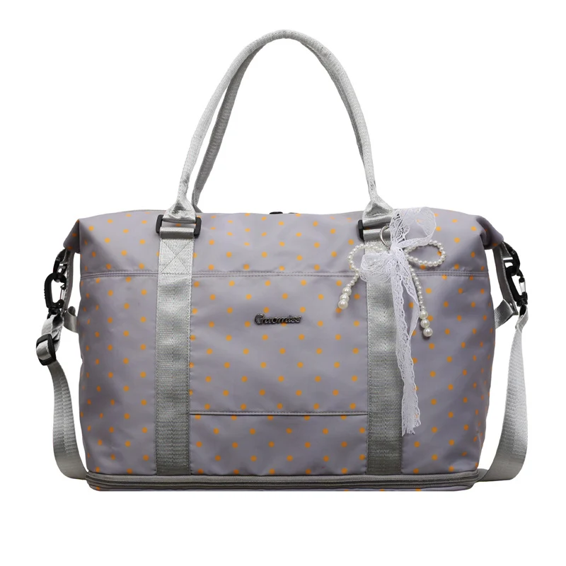 Stilvolle gepunktete Wochenend-Duffel-Tasche Karnz