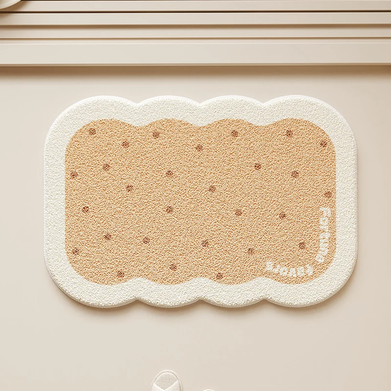 Scalloped-Edge Plush Absorbent Non-Slip Bath Rug with Cookie Motif