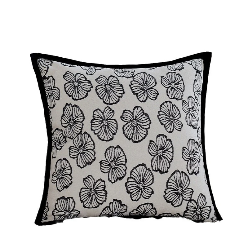 Quadratischer Dekorativer Kissenbezug mit großflächigem Wildtier-Jacquard und Samtpaspel Karnz