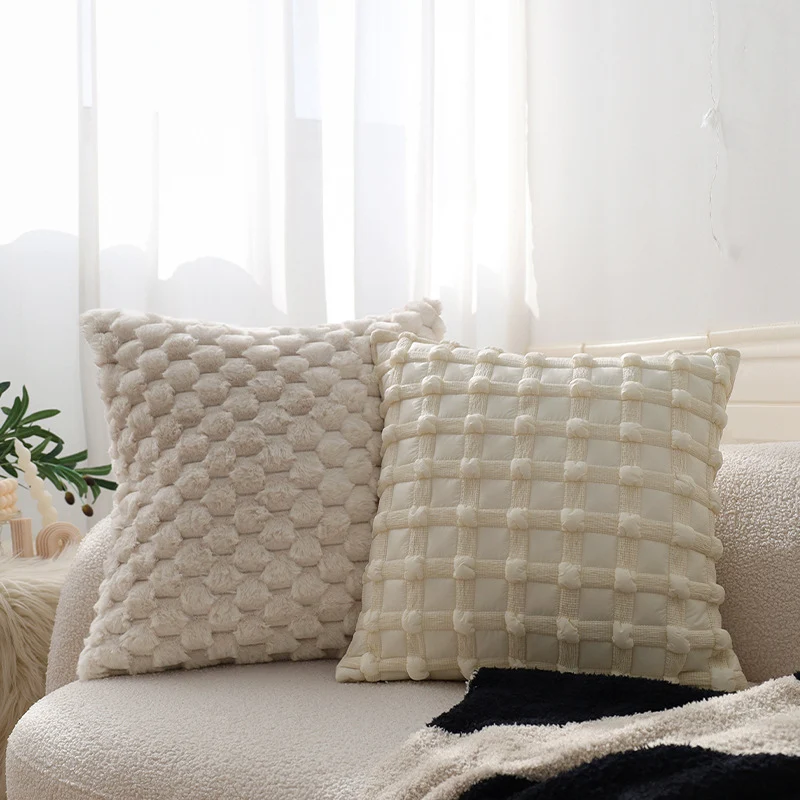 Kuschelkissen im Teddyfell-Stil Karnz