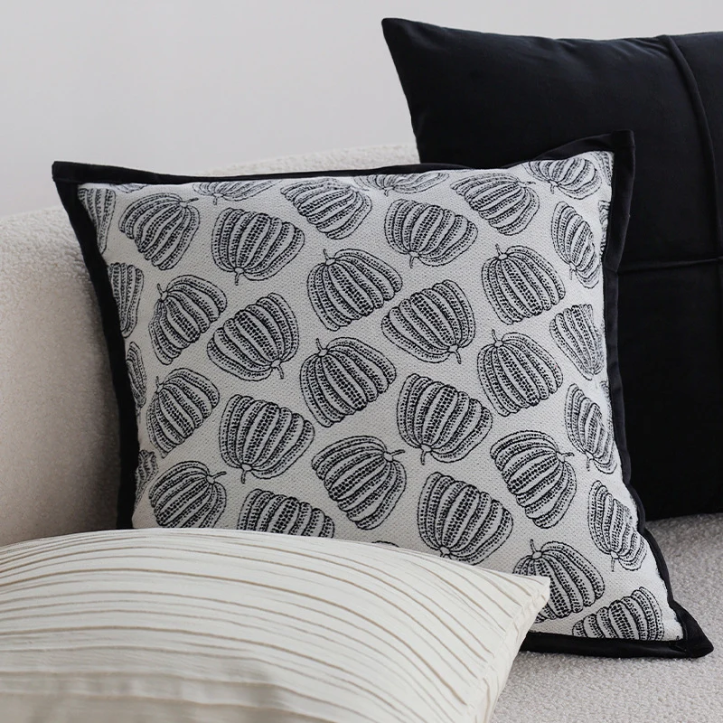 Dekorativer Jacquard-Kissenbezug mit Baum-Motiv und Samt-Paspel Karnz
