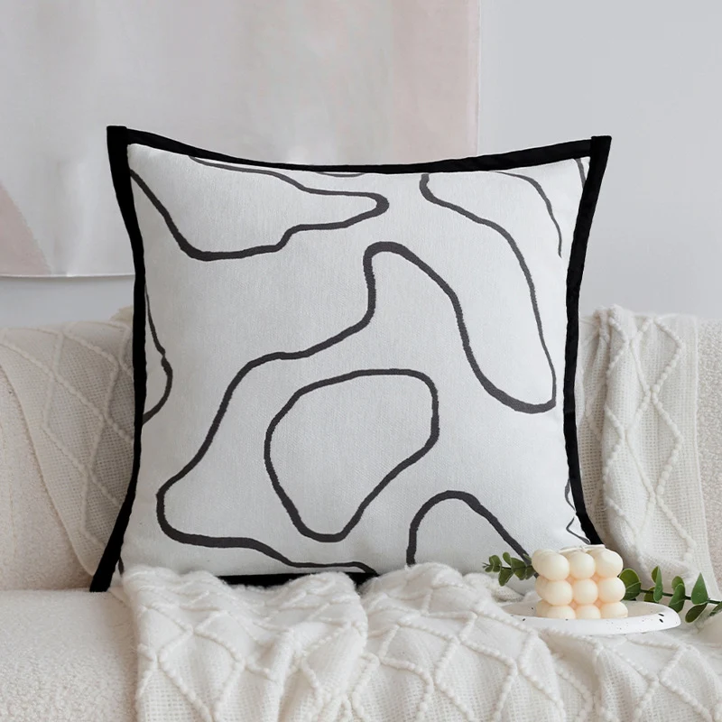 Dekorativer Jacquard-Kissenbezug mit Baum-Motiv und Samt-Paspel Karnz