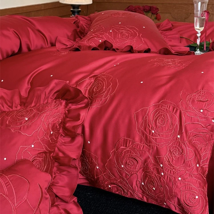 Satin-Bettwäsche-Set mit Rosenstickerei, Rüschenkissen und Dekokissen Karnz