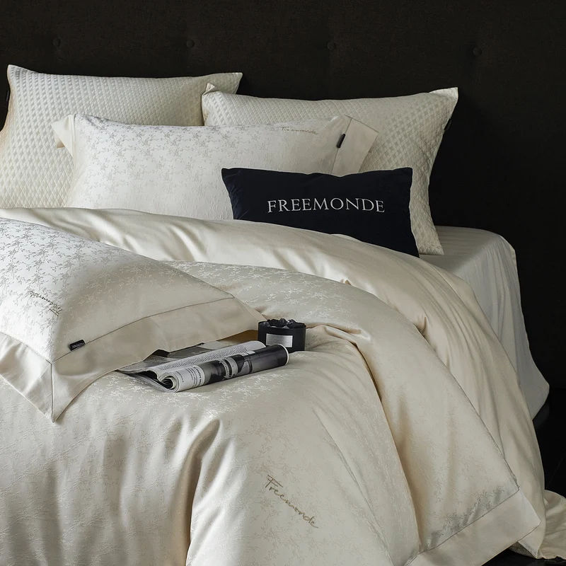 Premium-Bettwäschegarnitur mit feinem Jacquardmuster und Hotelverschluss Karnz