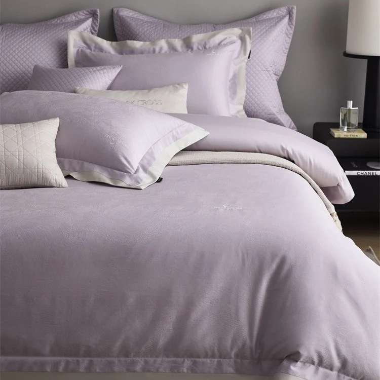 Premium Bettbezug-Set mit dezenter Jacquard-Struktur und Zierband Karnz