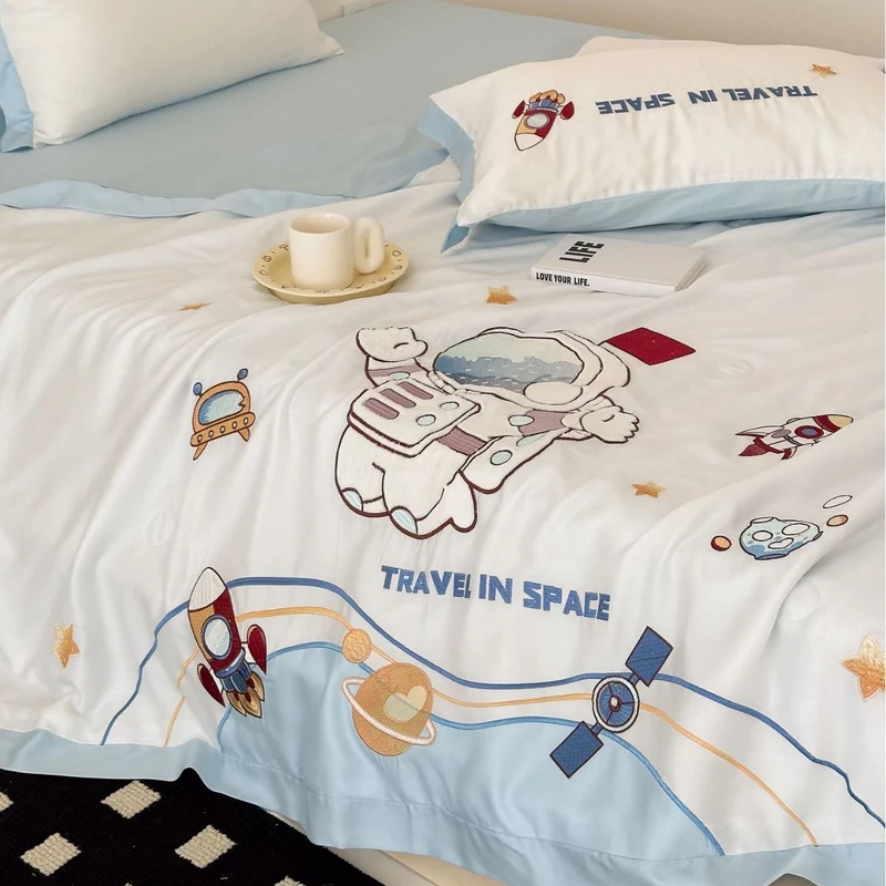 Kinder-Bettwäsche-Garnitur mit gesticktem Astronauten- und Weltraummotiv aus Baumwollsatin Karnz
