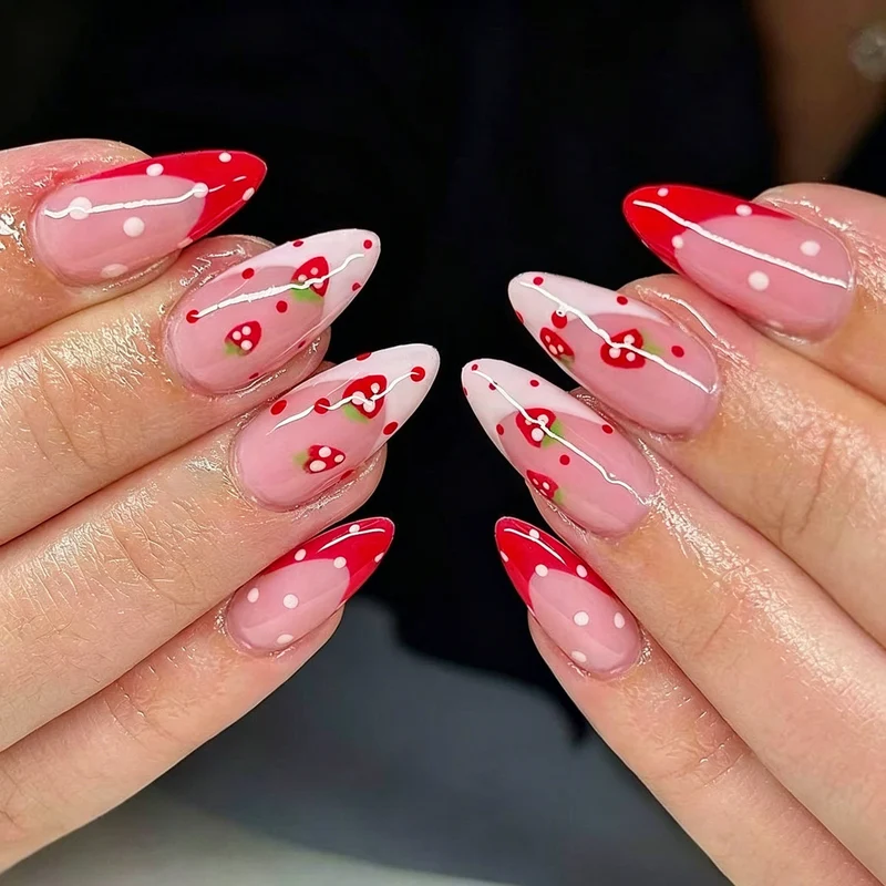 Stylische mandelförmige Nagelvergrößerungen Karnz