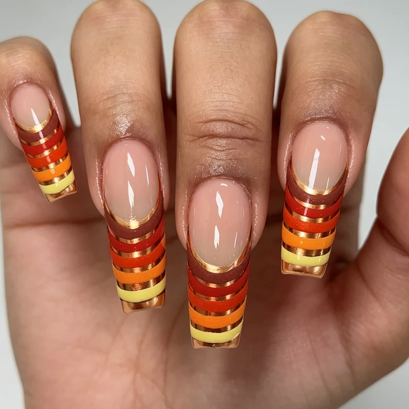 Gestreifte Ombre Acryl-Nagelverlängerungen Karnz