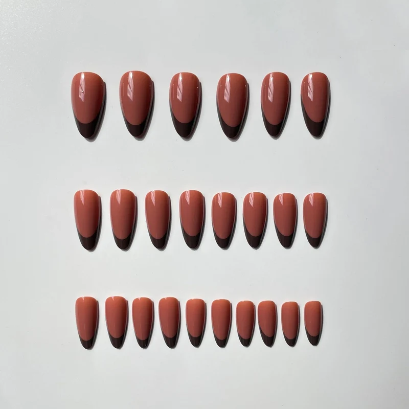 Stiletto-Nail-Art-Verstärkungen Karnz