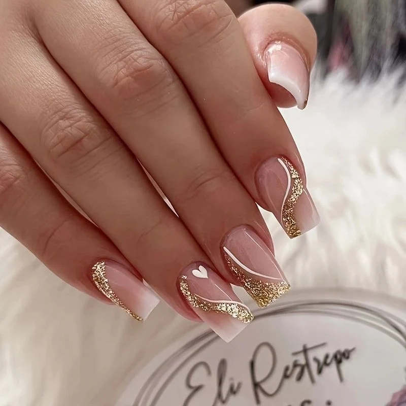 Moderne glitzernde Nagelkunst-Verbesserungen Karnz