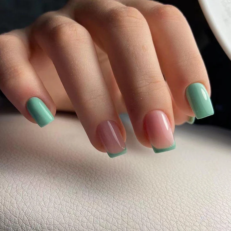 Moderne Dip-Pulver Nagelkunst Karnz