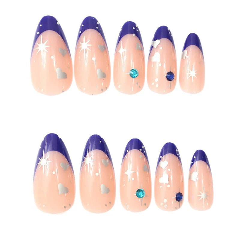 Luxuriöse Stiletto-Nagelverbesserungen Karnz