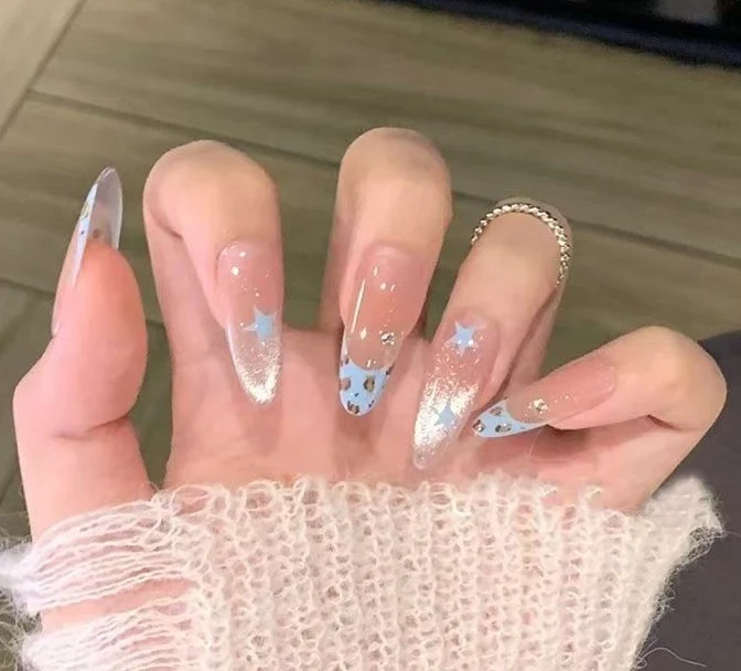Luxus dekorative Nagelkunst Karnz