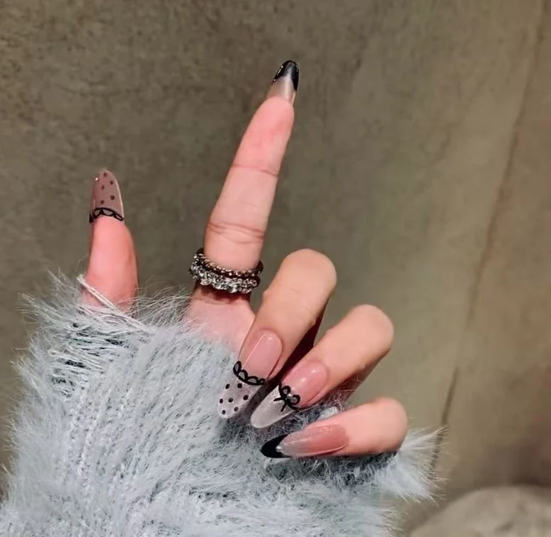 Luxus dekorative Nagelkunst Karnz