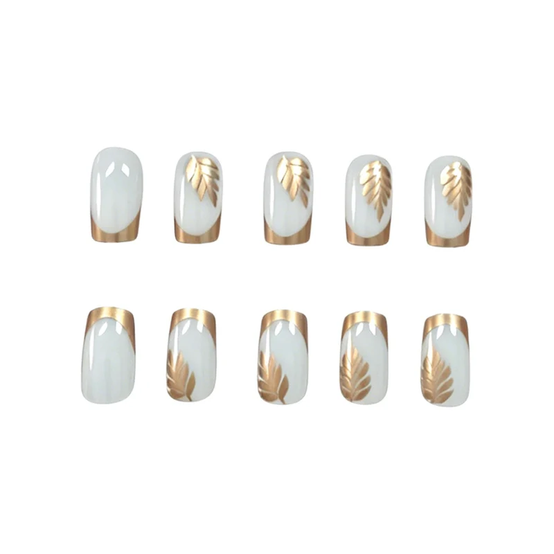 Luxuriöses Blumennagelkunstdesign Karnz