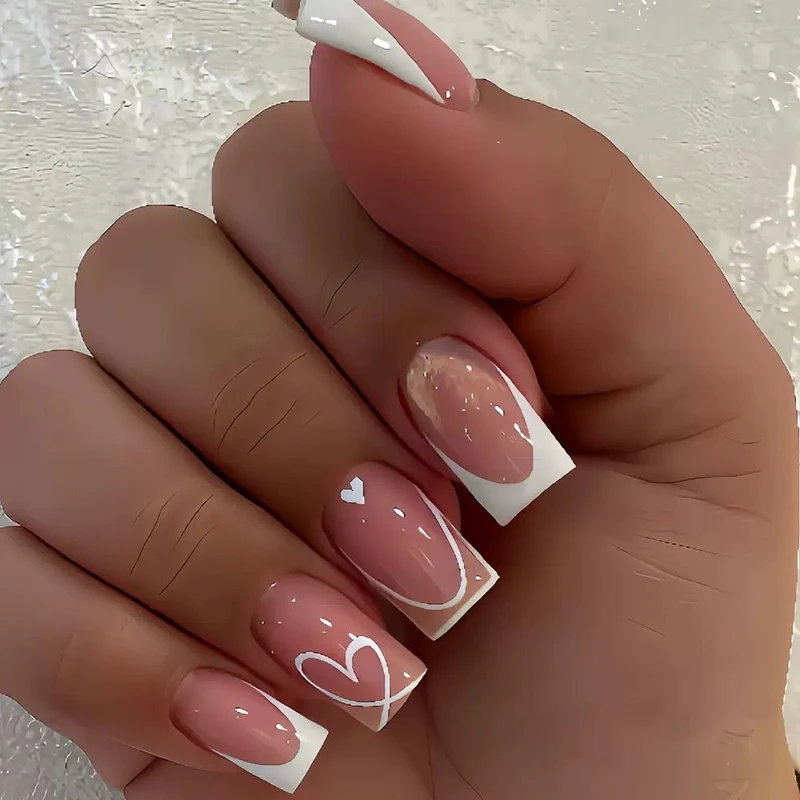 Herz-verzierte Gradient-Nagelkunst-Design Karnz