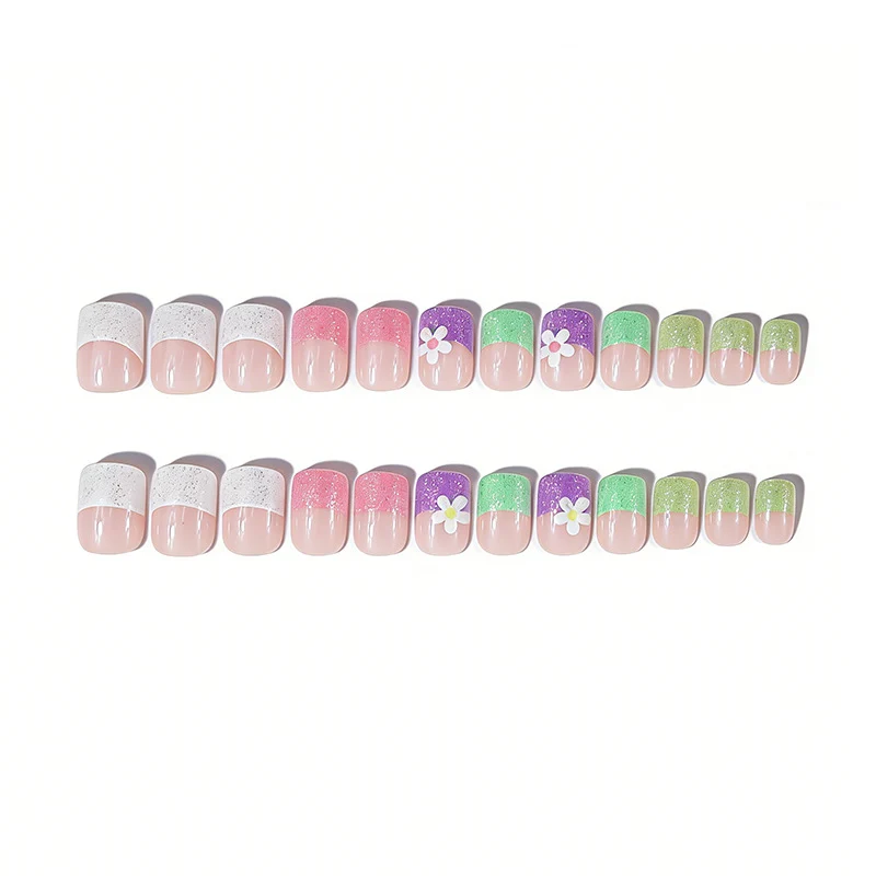 Glitzernde Floral Nagelkunst Verbesserungen Karnz
