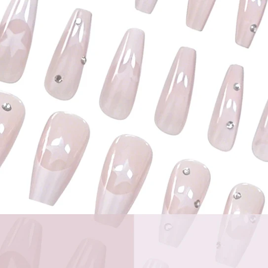 Glamorous Starry Nail Art Karnz