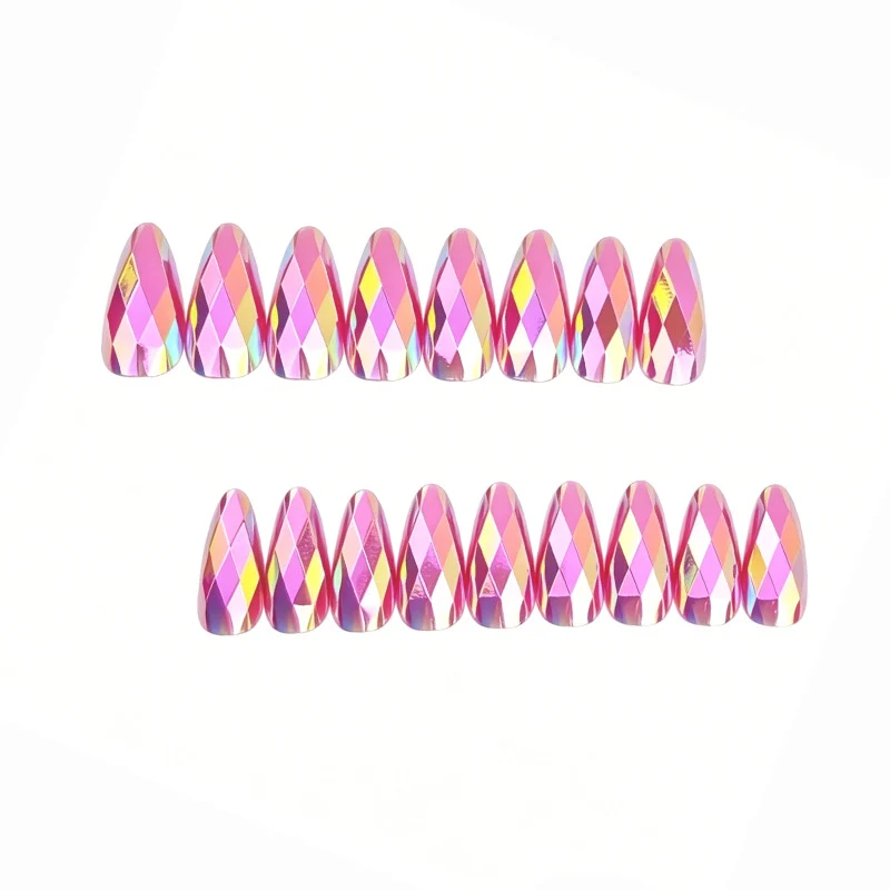 Glamouröse Strass-Nagelerweiterungen Karnz