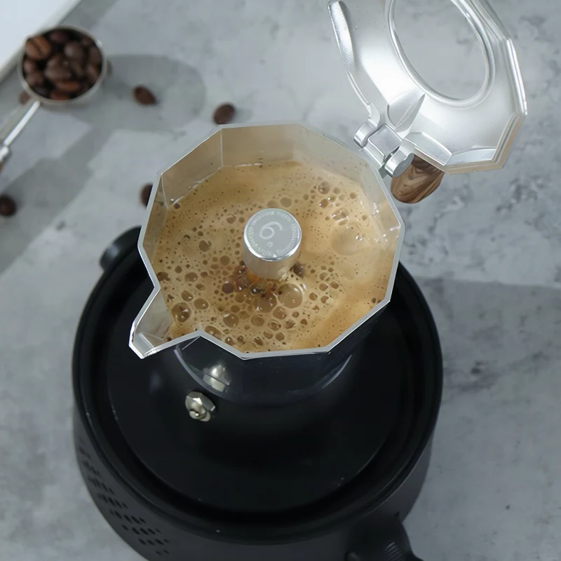 Espressokocher aus Edelstahl