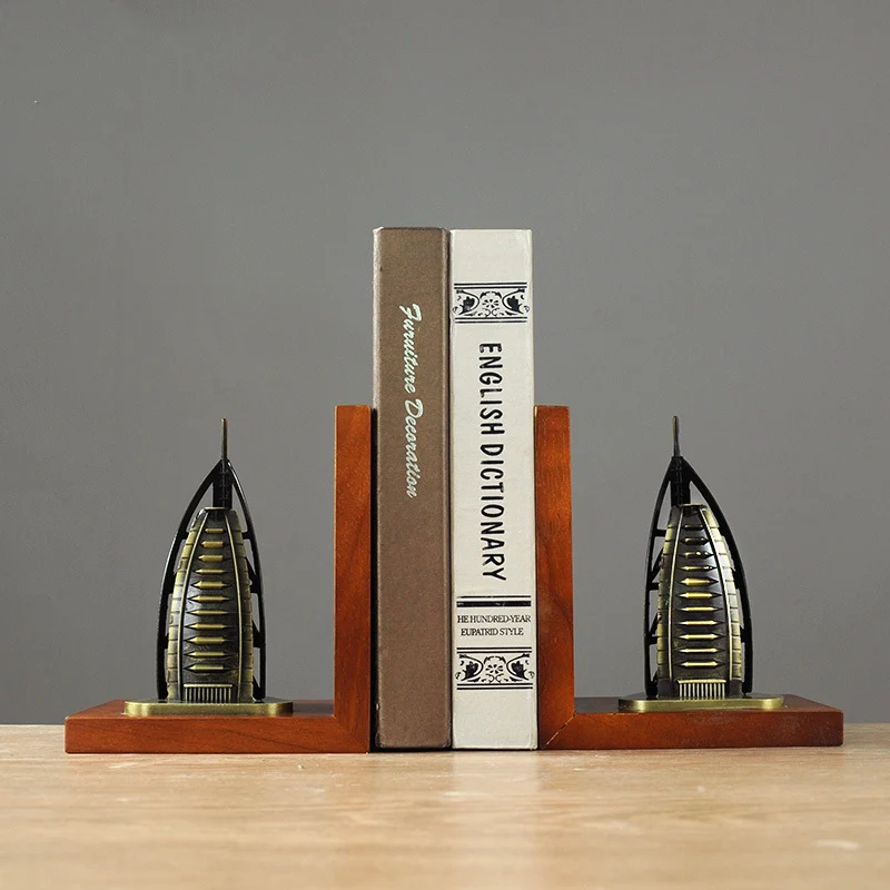 Moderne architektonische Buchstützen