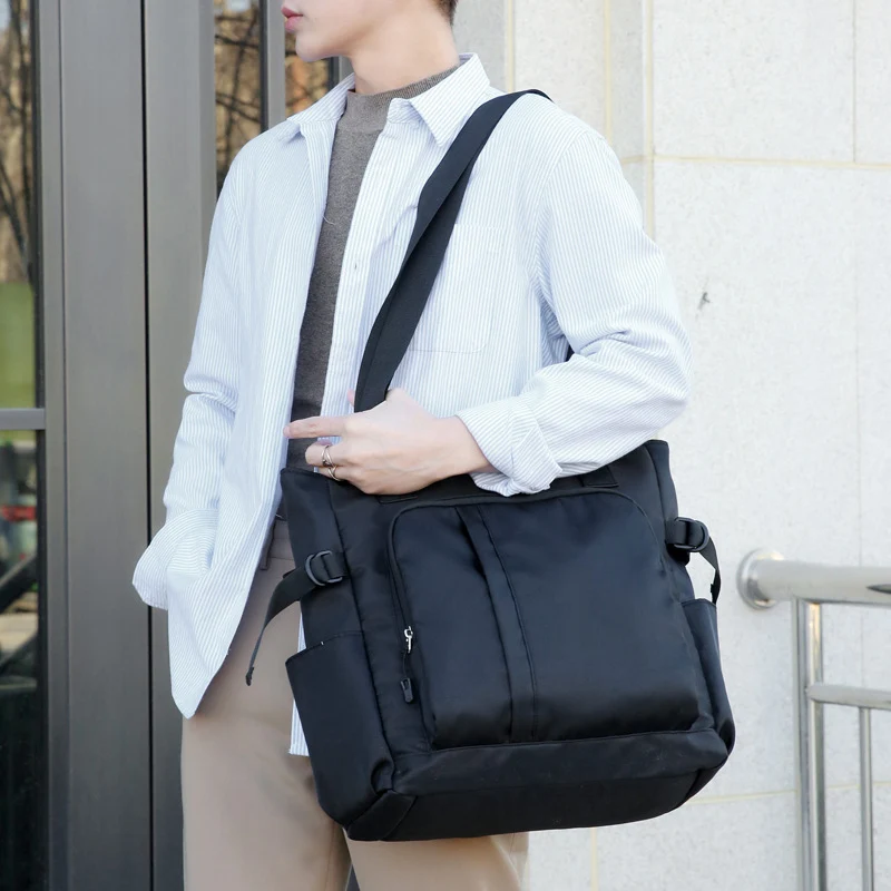 Mehrfächige Utility-Schultertasche Karnz