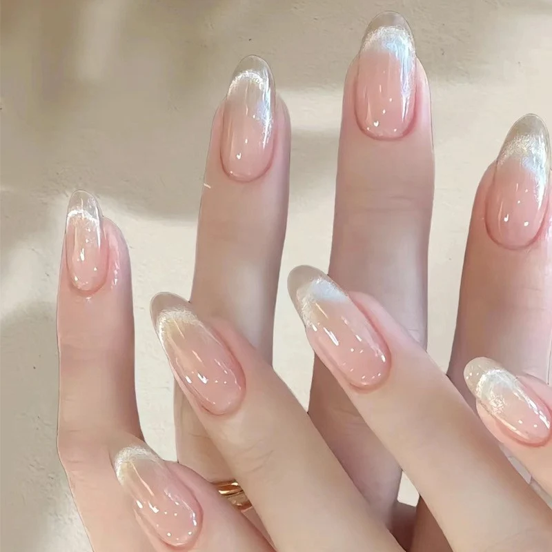 Dekoratives Press-On Nagelkunst-Set Karnz