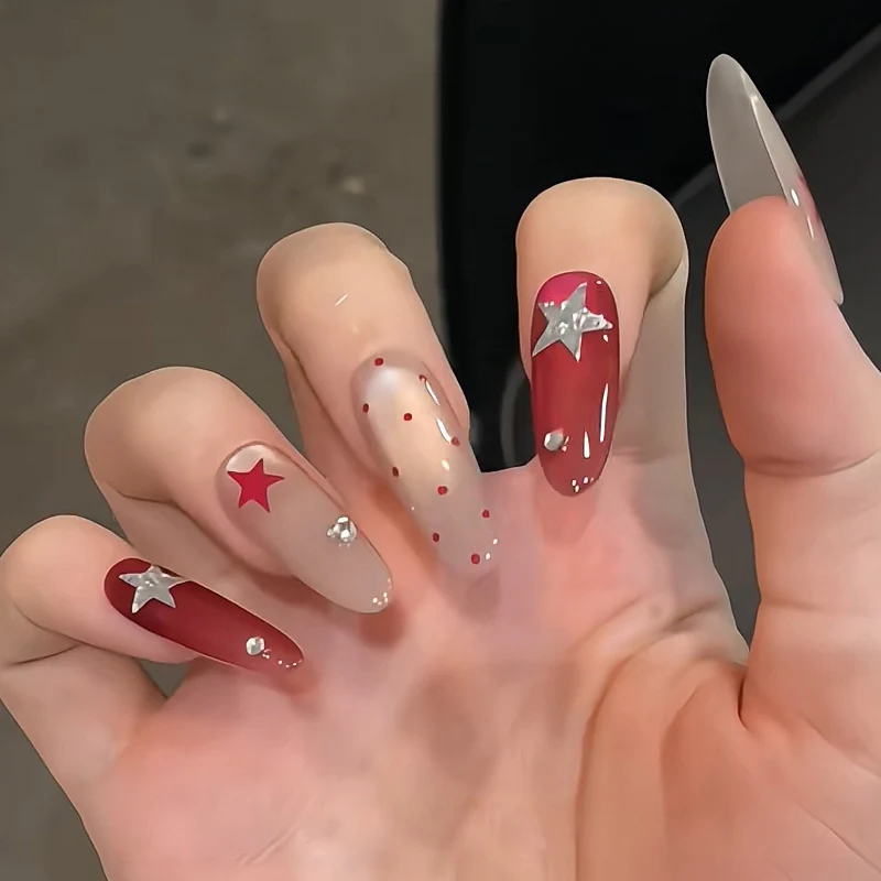 Dekorative Glitzernde Press-On Nail Tips Karnz
