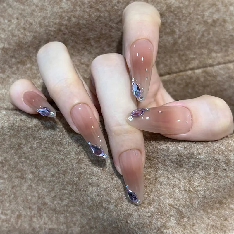 Dekorative Glitzernde Press-On Nail Tips Karnz